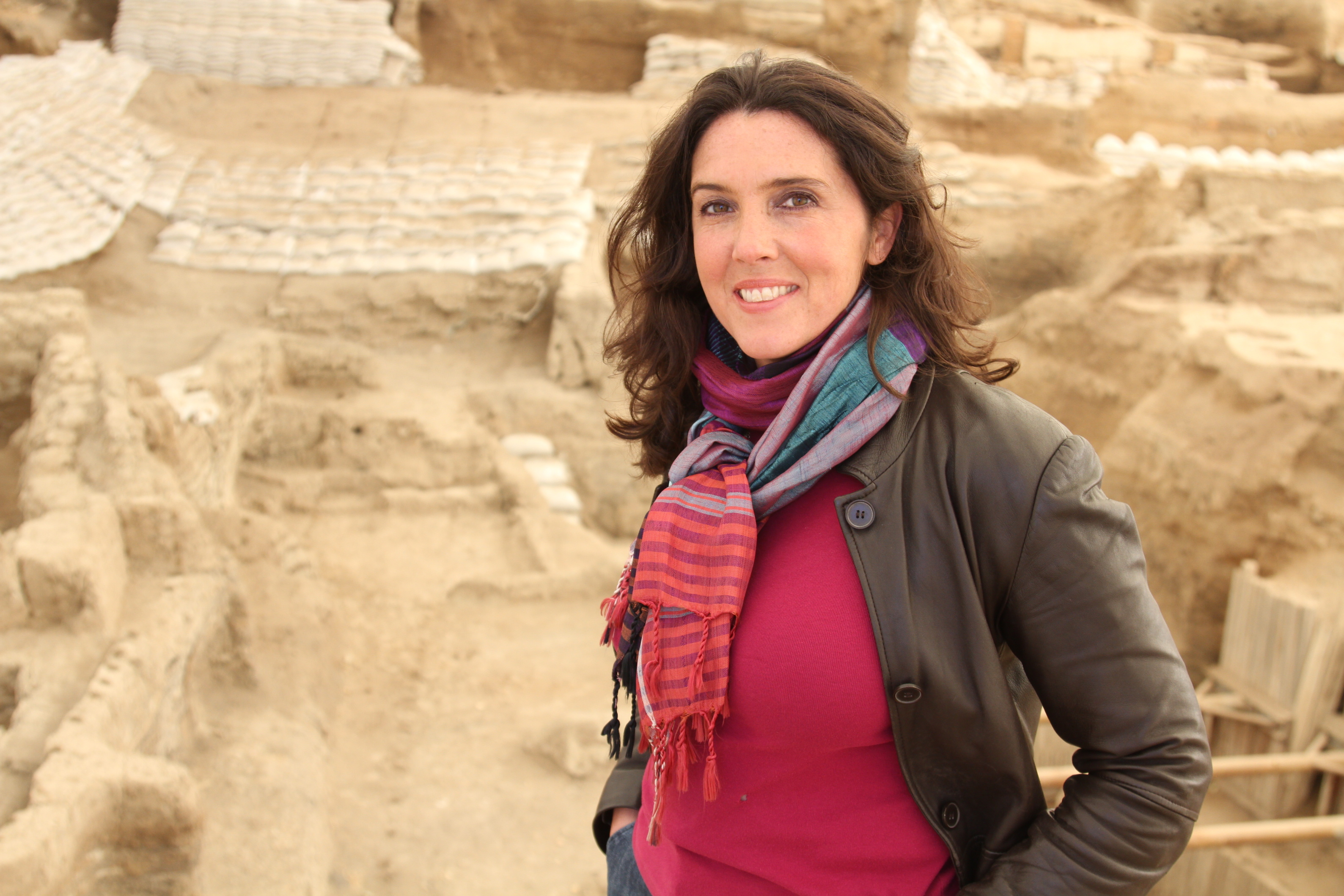 Bettany hughes фото